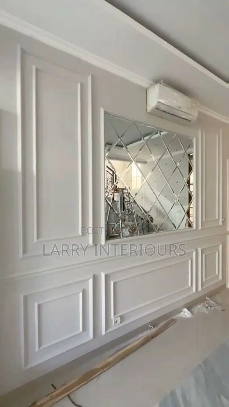 Elegant Wainscoting Installation – Modern Wall Panels