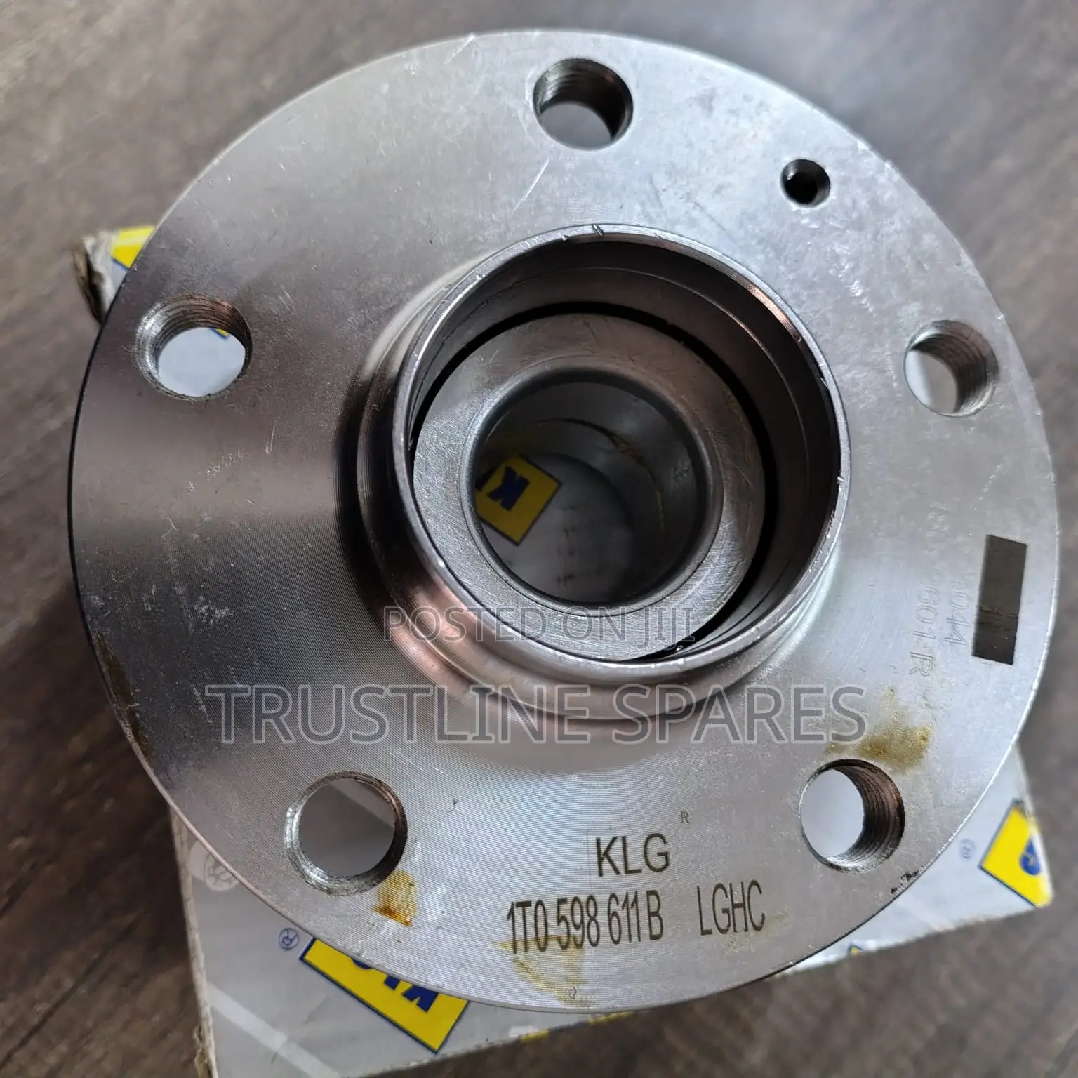 Universal Rear Bearing Hub for Vw Audi – High-Quality Fit