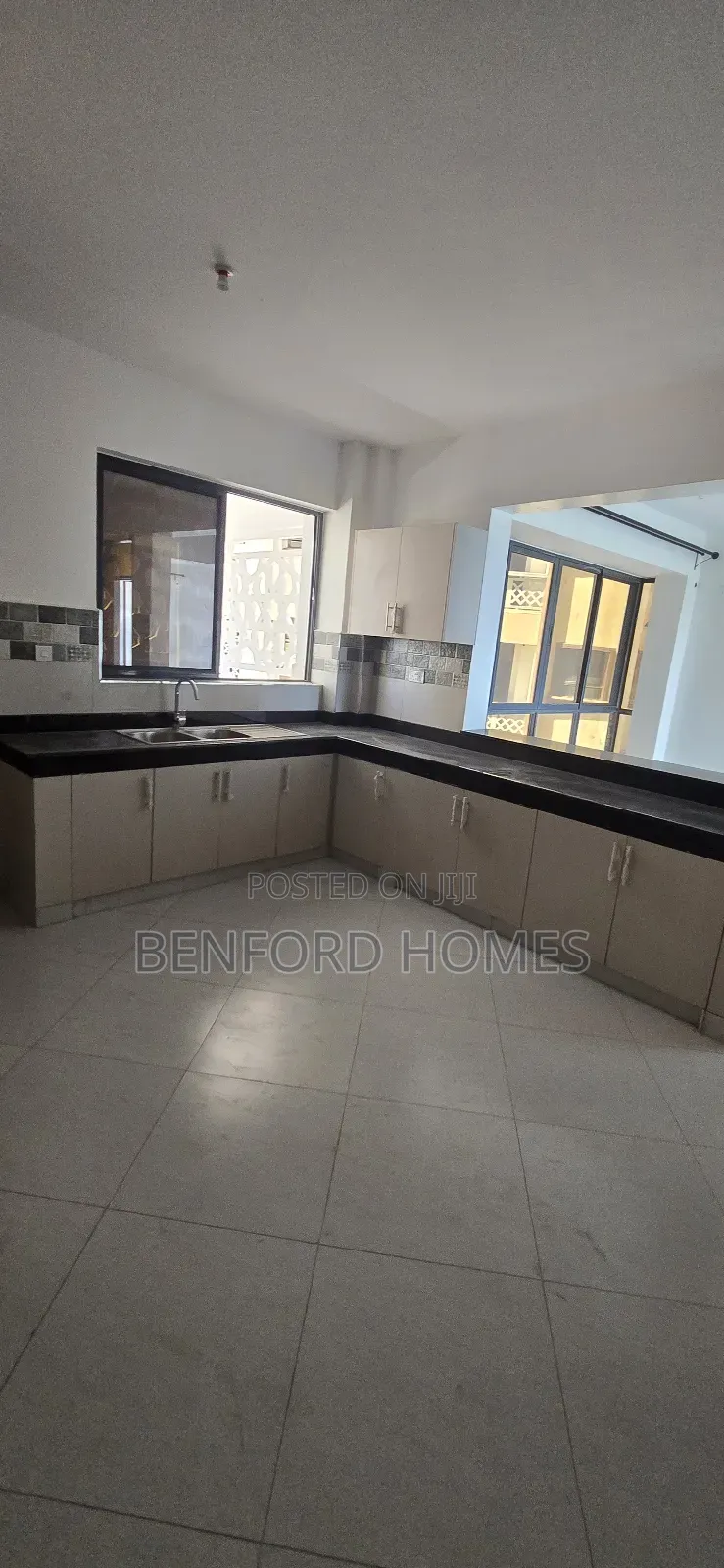 3bdrm Apartment in Nyali for sale