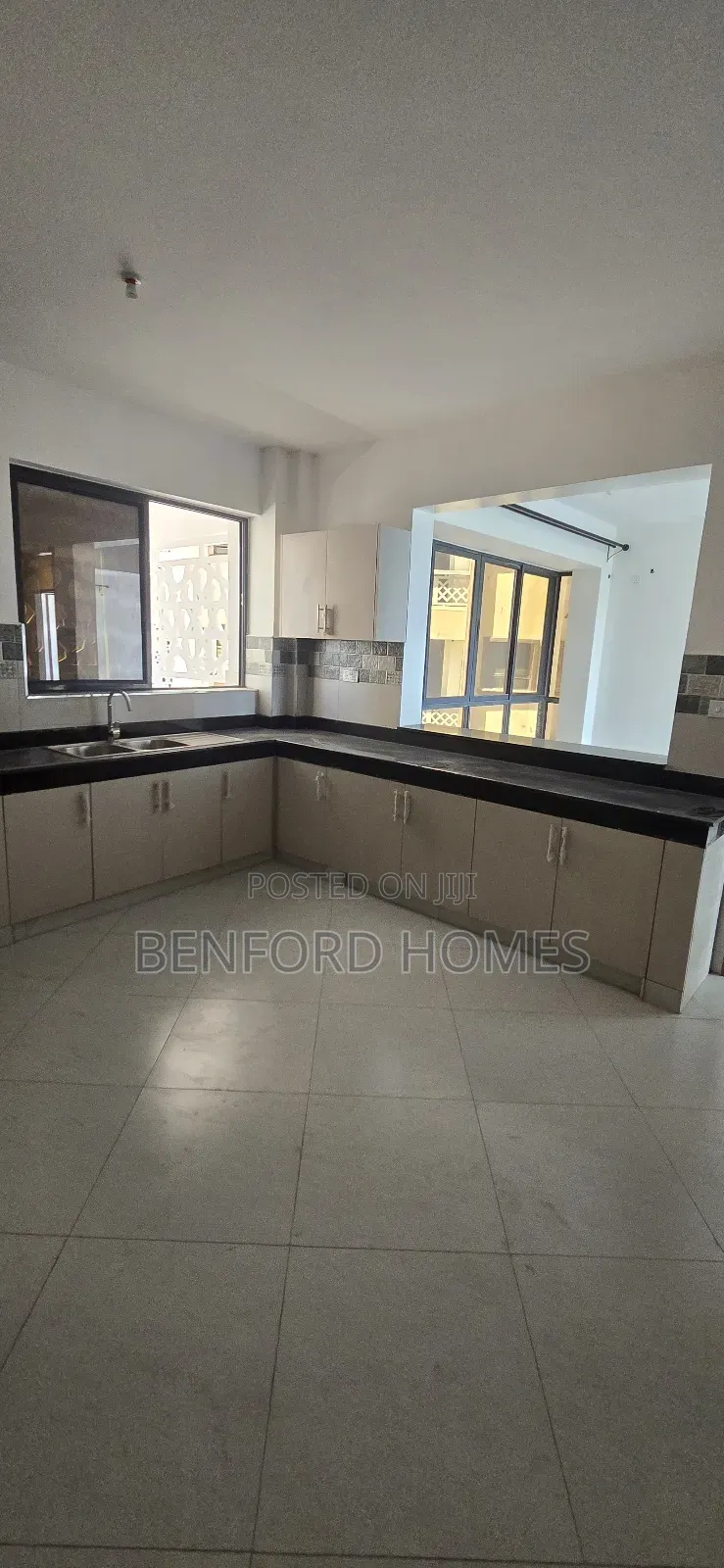 3bdrm Apartment in Nyali for sale