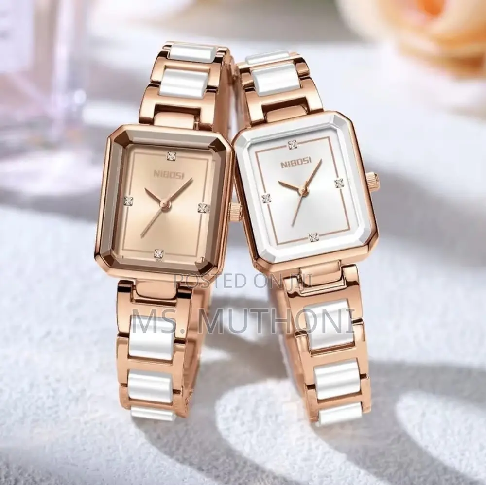 Beautiful Women's Analog Quartz Diamond Wrist Watch