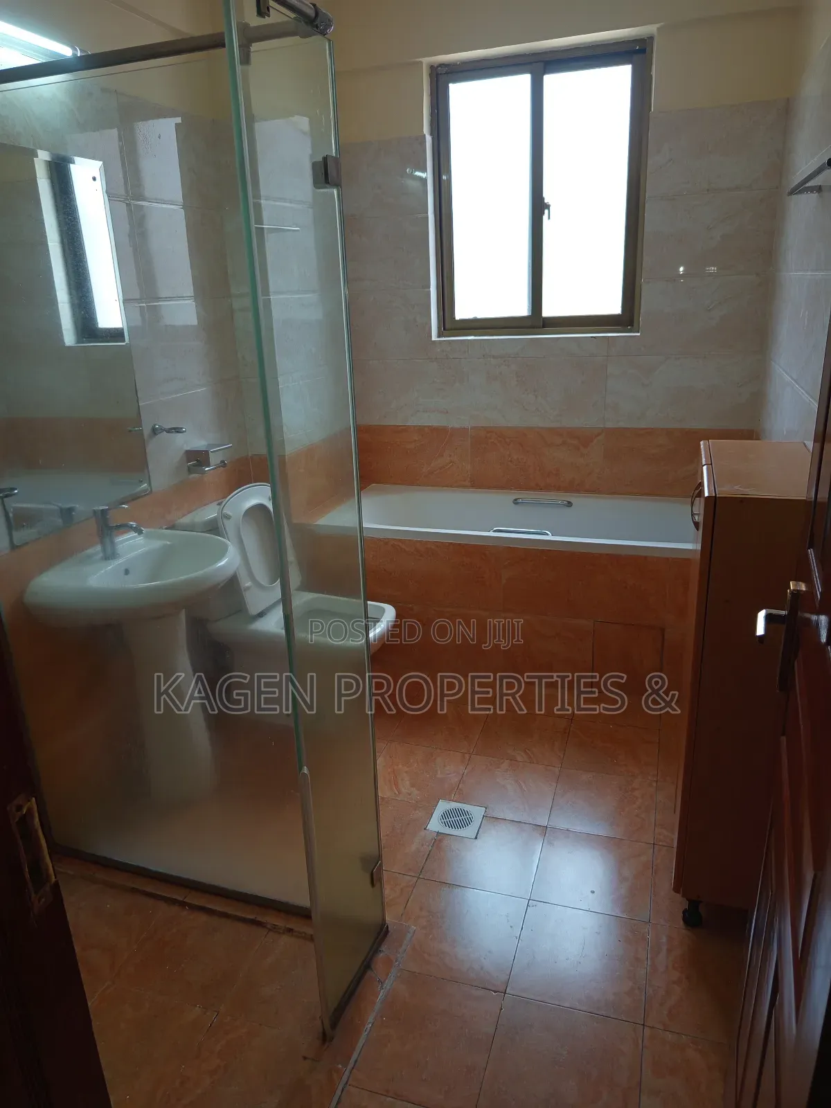 3bdrm Apartment in Kilimani, Hurlingham for rent