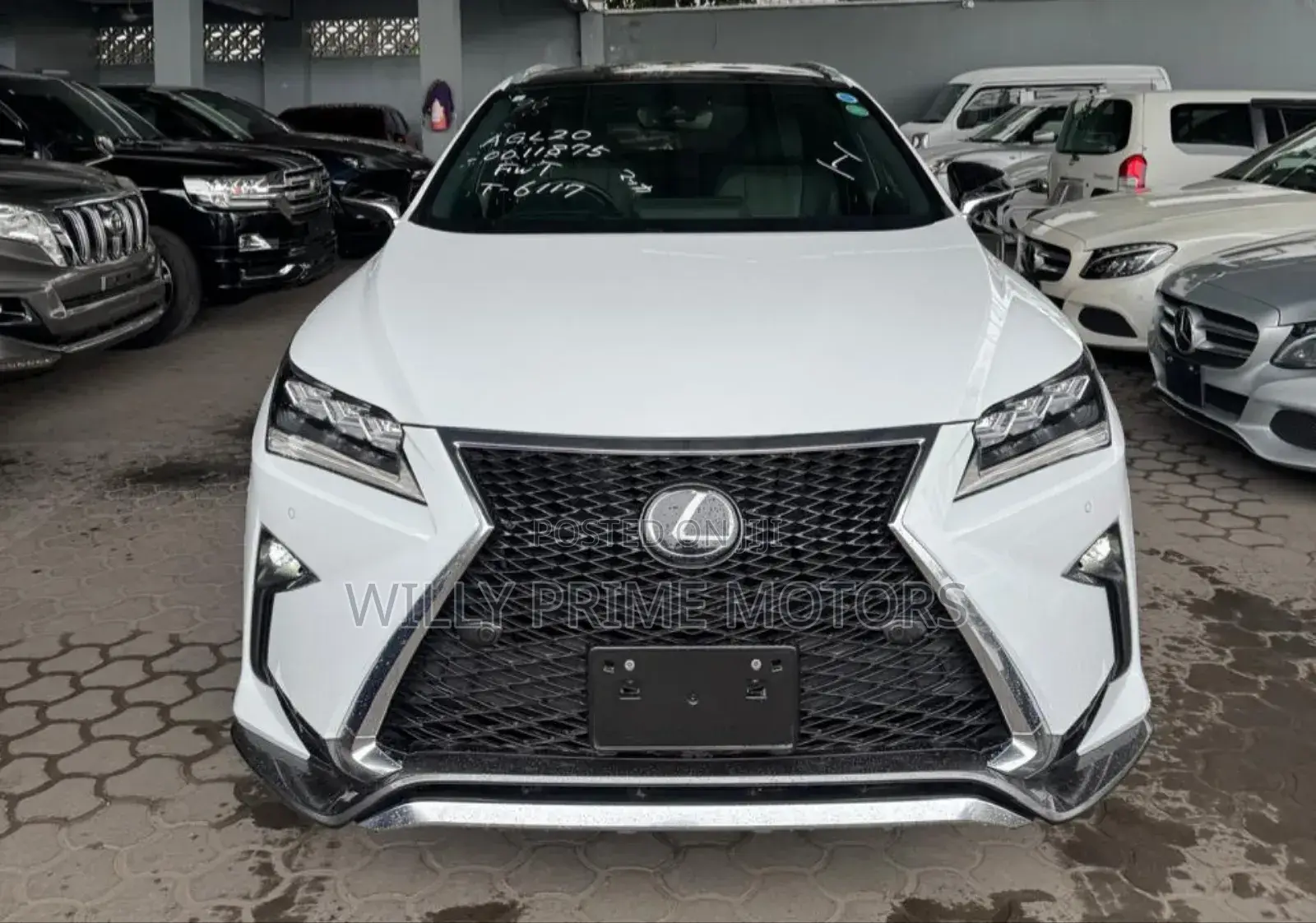 Lexus RX 300 4WD 2019 White