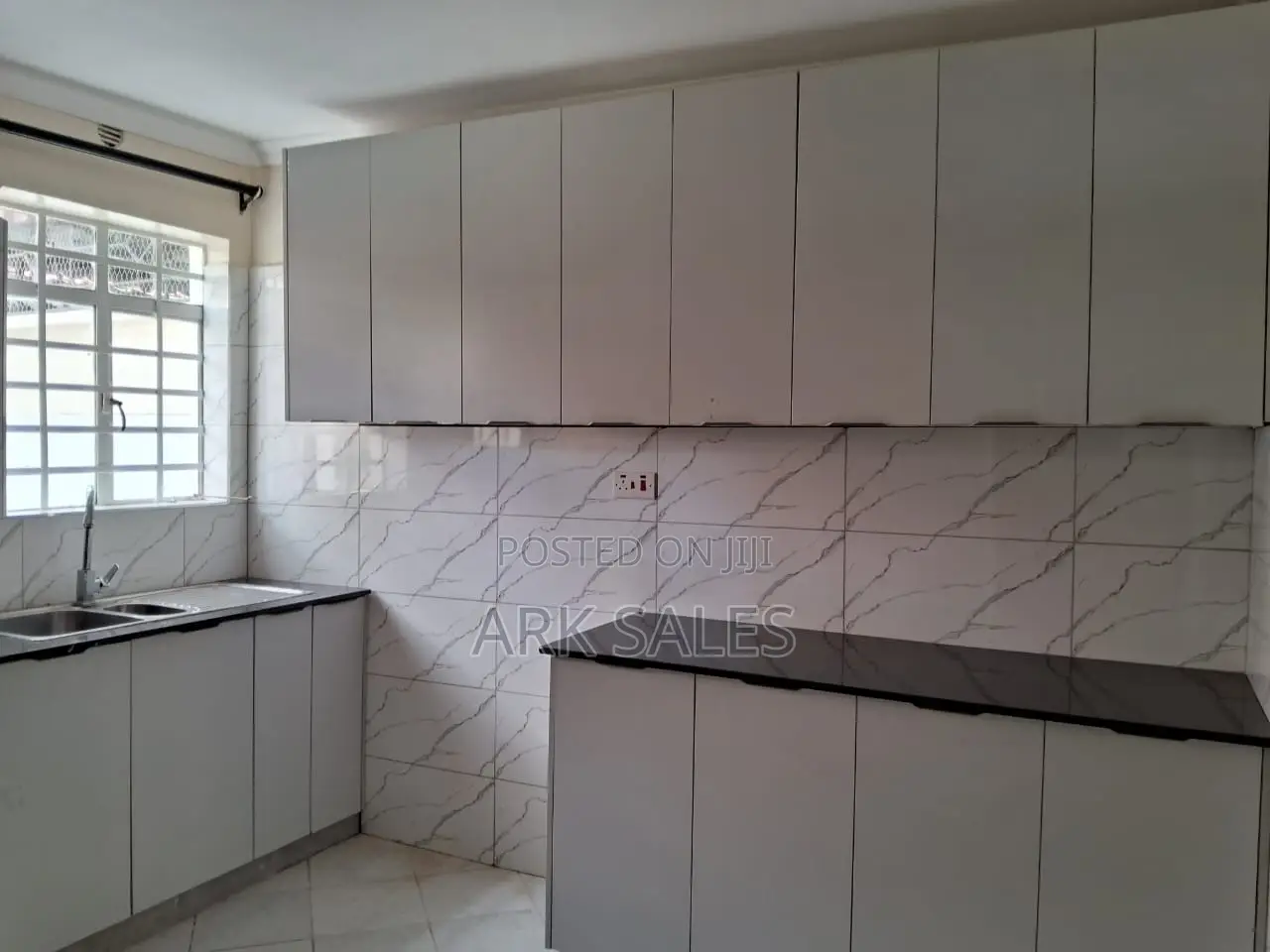 3bdrm Maisonette in Green Park Estate, Lukenya for sale