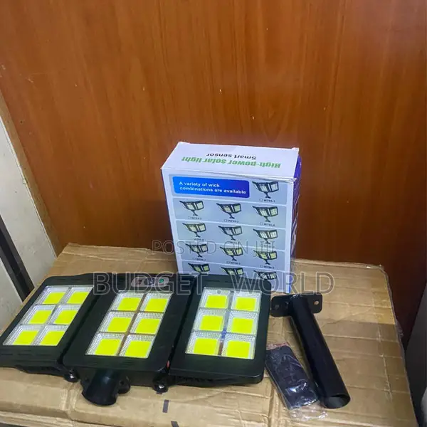 . 300w Foldable Solar Security Lamp