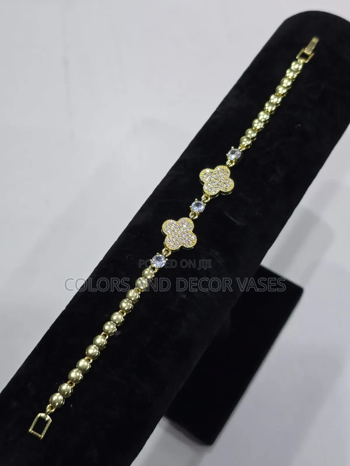 Beautiful and Classic Bracelets Gift Idea