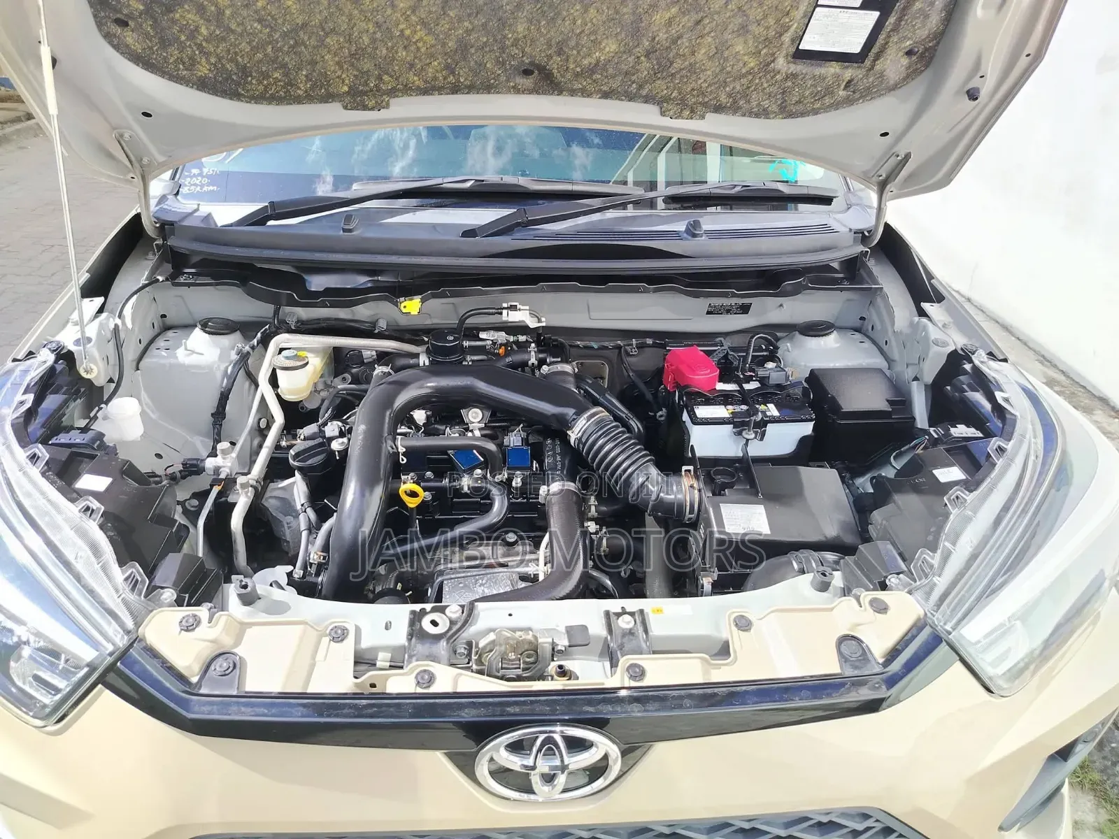 Toyota Raize 1.0 FWD 2021 Gold