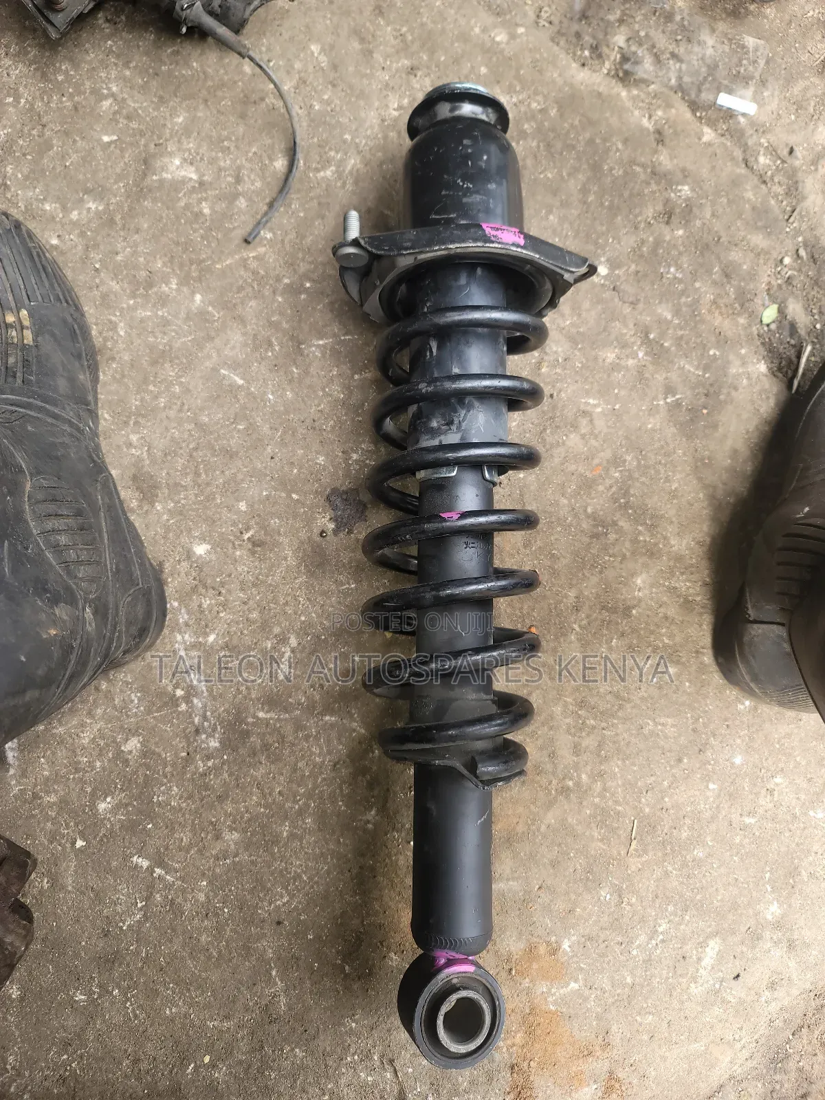 Sienta 2015 Rear Shocks