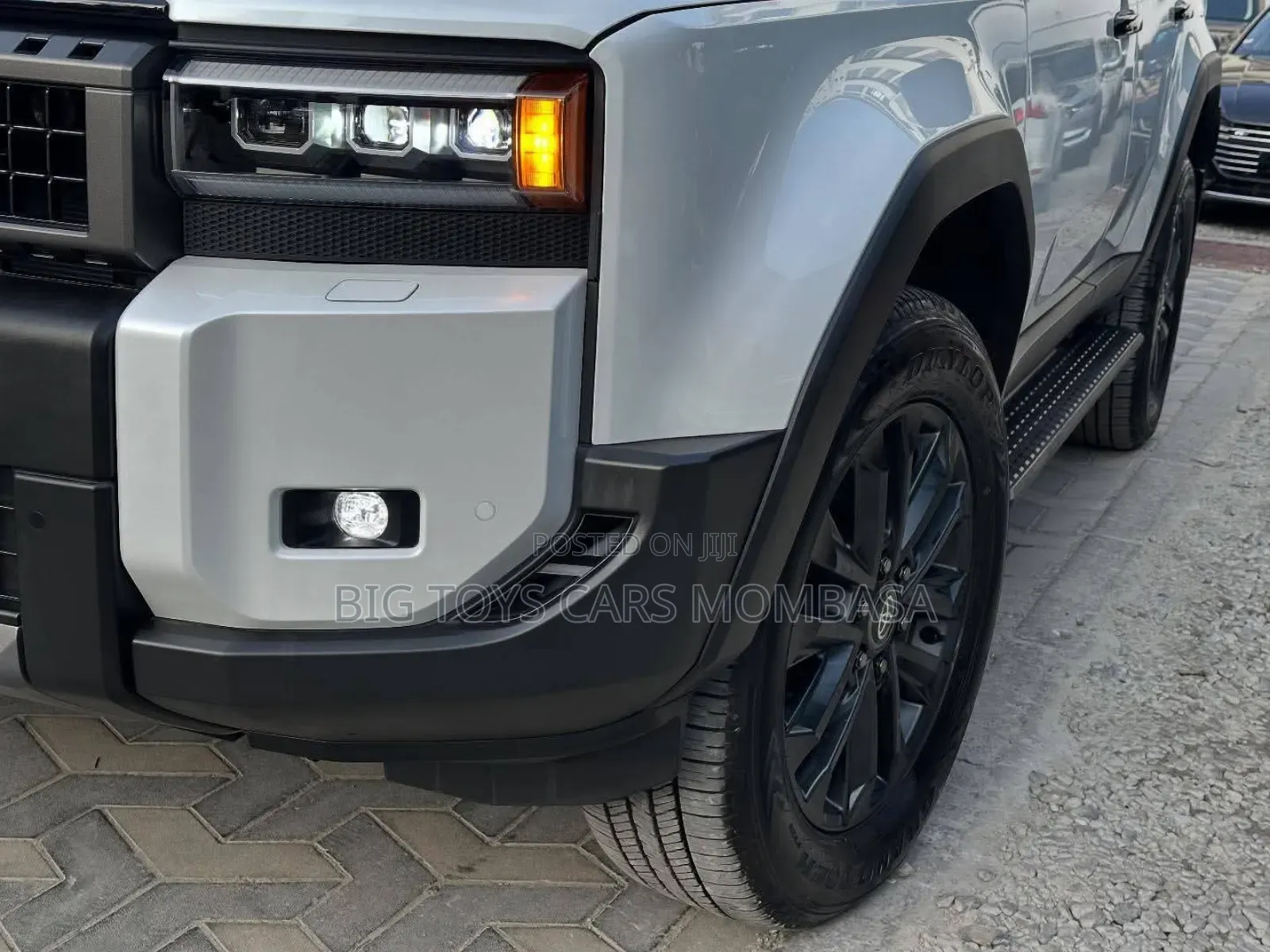 Toyota Land Cruiser Prado 2023 White