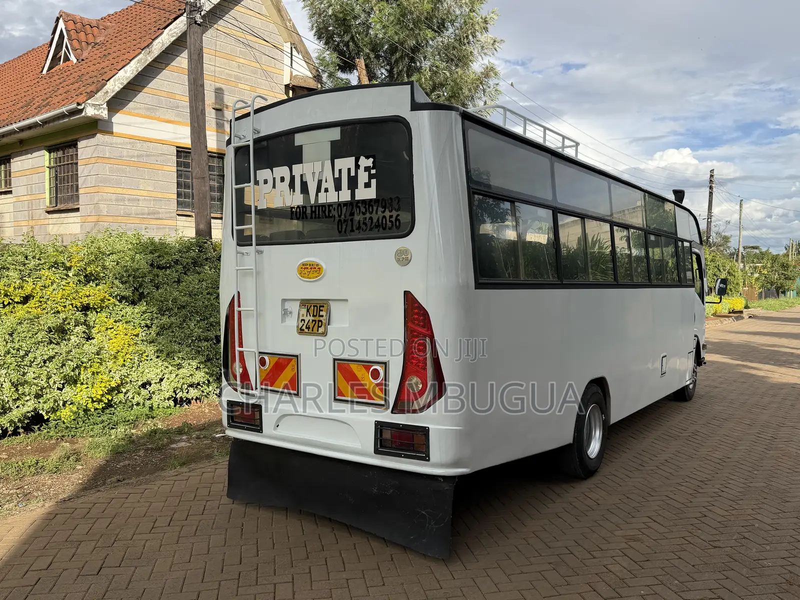 Isuzu NQR 2021 White
