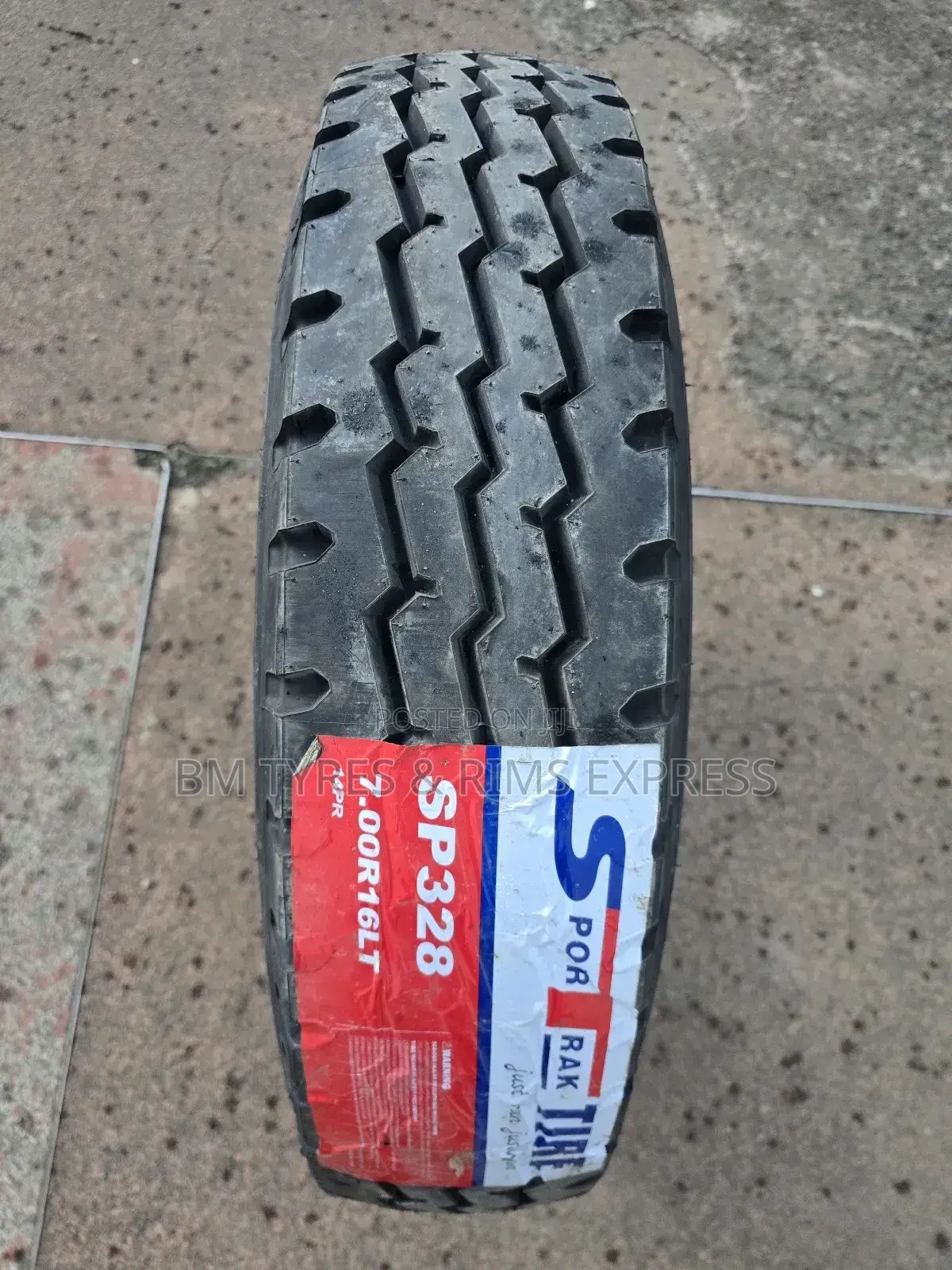 700 R16 Sporttrak Tyres.