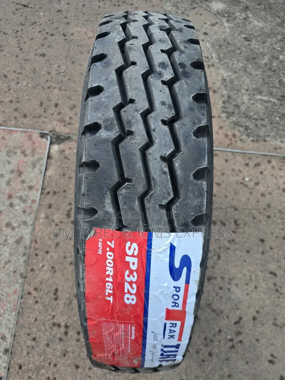 700 R16 Sporttrak Tyres.
