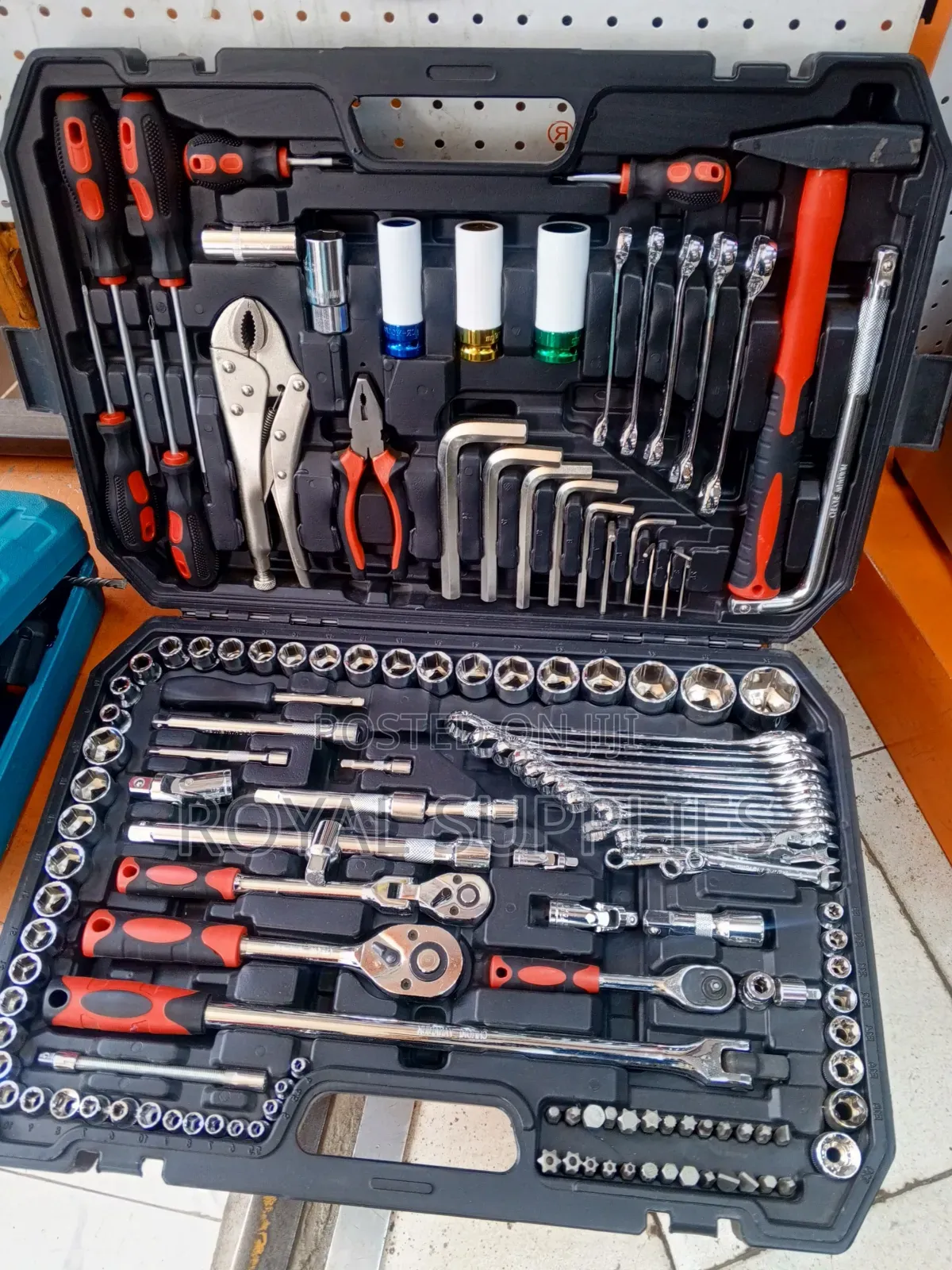 142 PCS Chrome Vanadium Socket Set