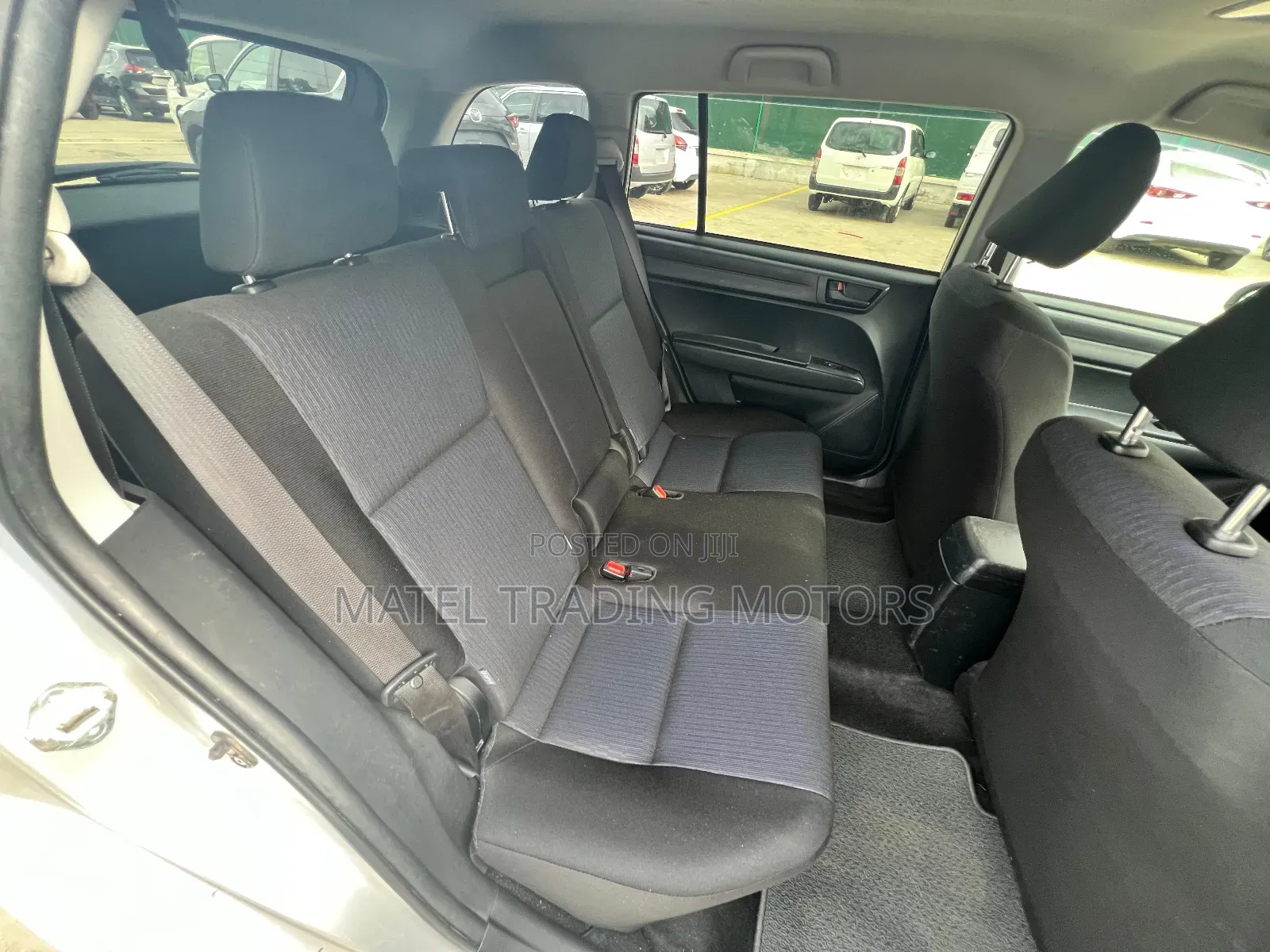 Toyota Corolla Fielder 1.5 Petrol AWD 2018 Silver