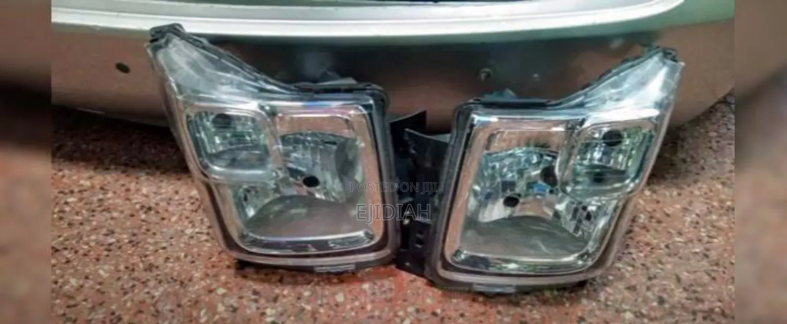 Suzuki Wargon R Headlights