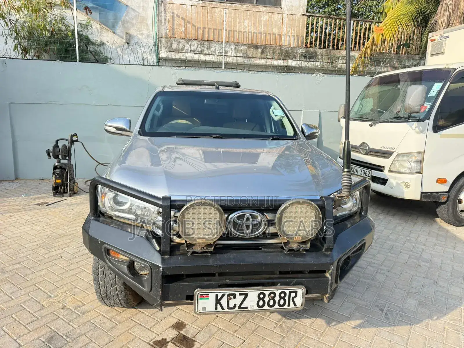 Toyota Hilux 2011 Silver