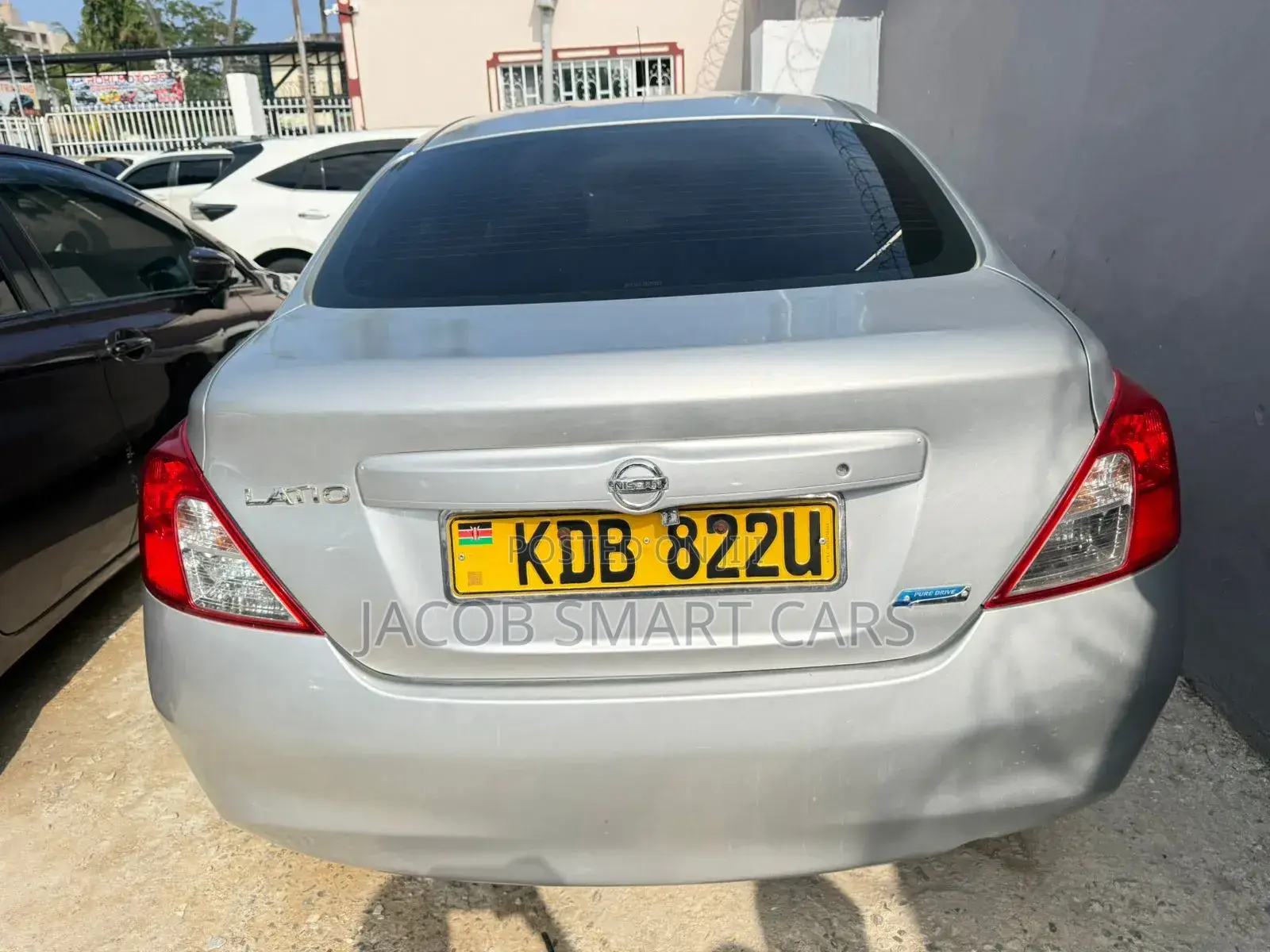 Nissan Tiida 2013 Silver