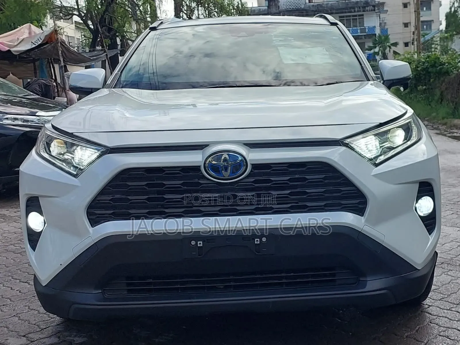 Toyota RAV4 2019 White