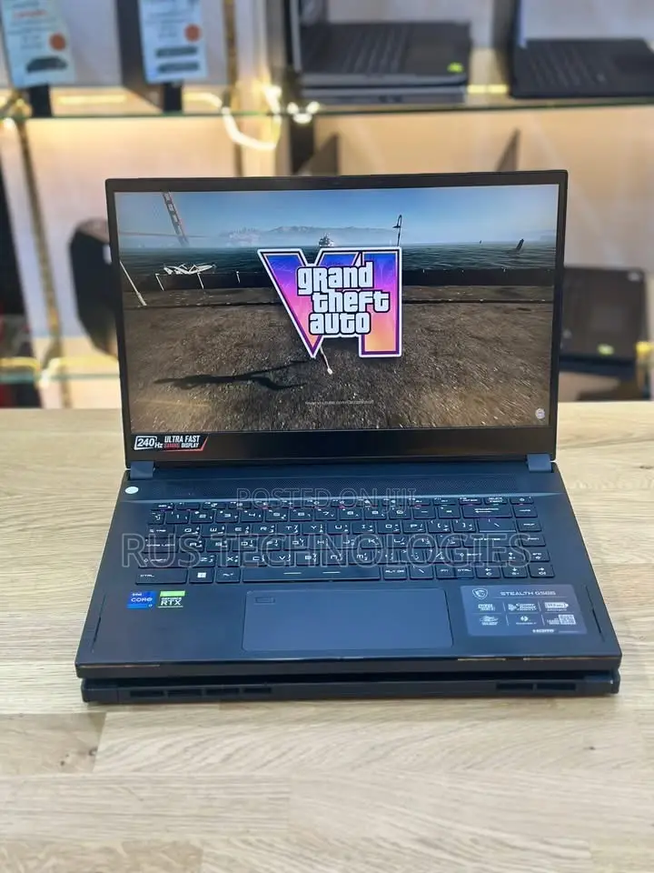 Laptop MSI GS66 Stealth 10SGS 16GB Intel Core i7 SSD 512GB