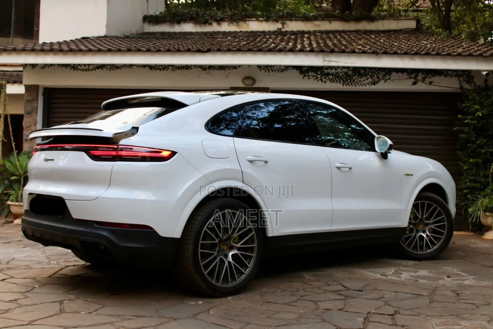 Porsche Cayenne Coupe AWD 2022 White