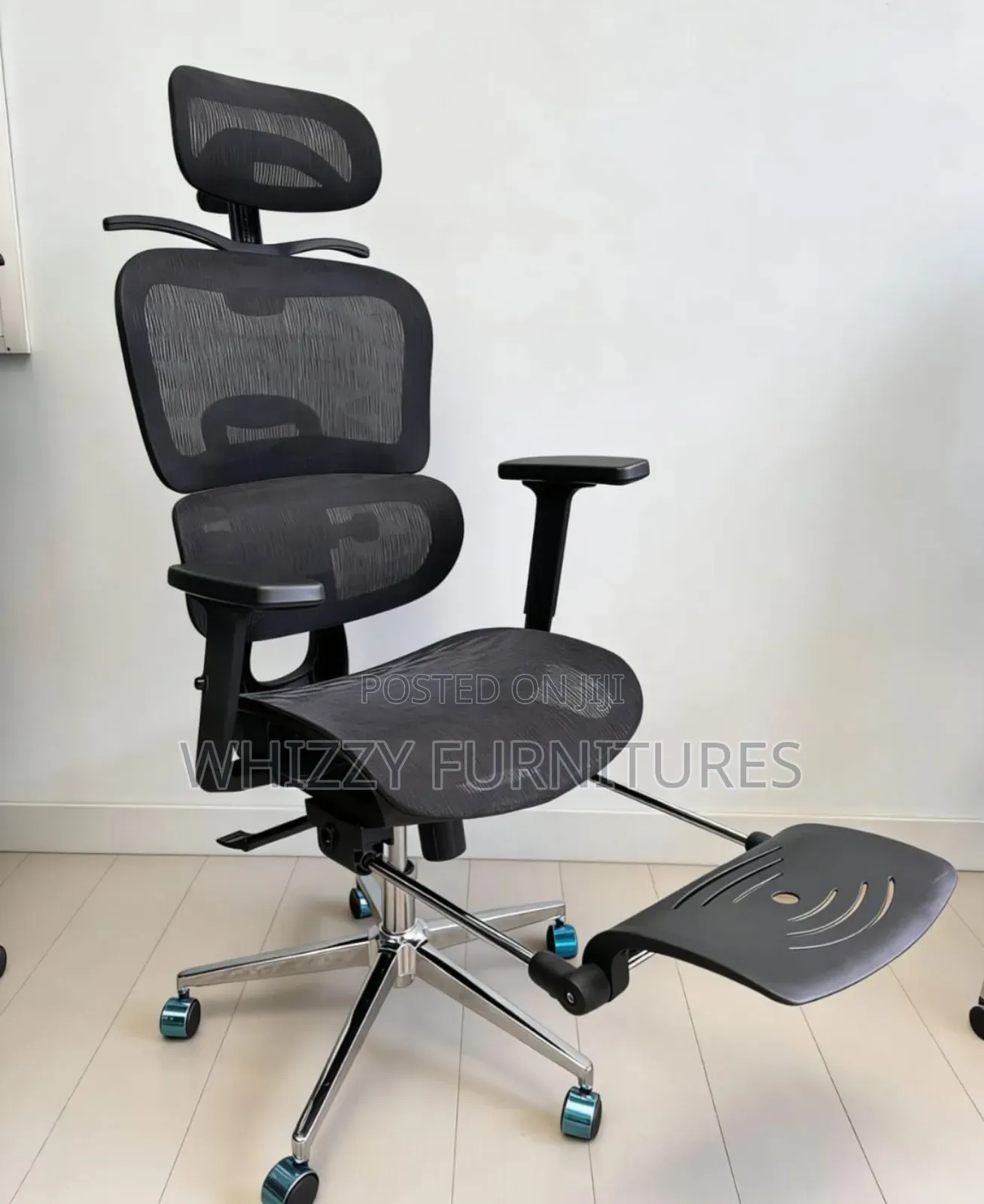 High-Back Orthopaedic Office Chair With Footrest
