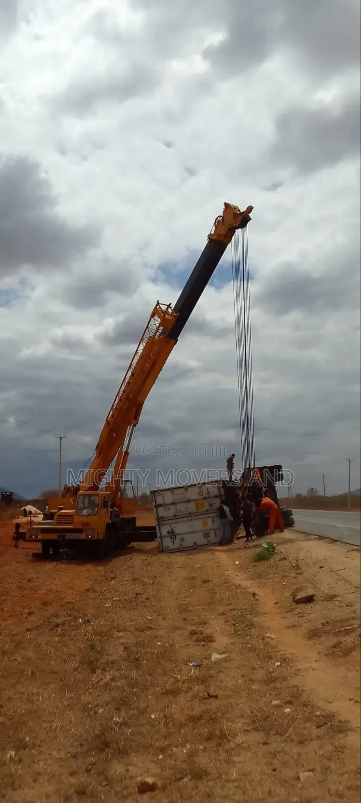 Cranes for Logistics and County to County Errands Are Accessible