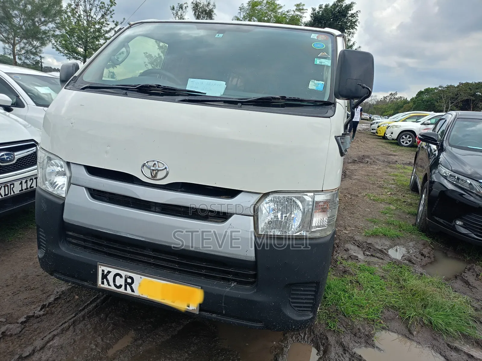 Toyota HiAce 2014 White