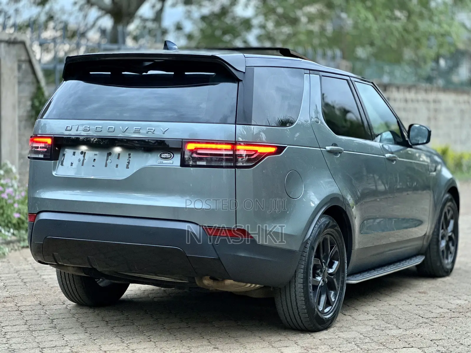 Land Rover Discovery HSE LUXURY 4x4 2018 Gray