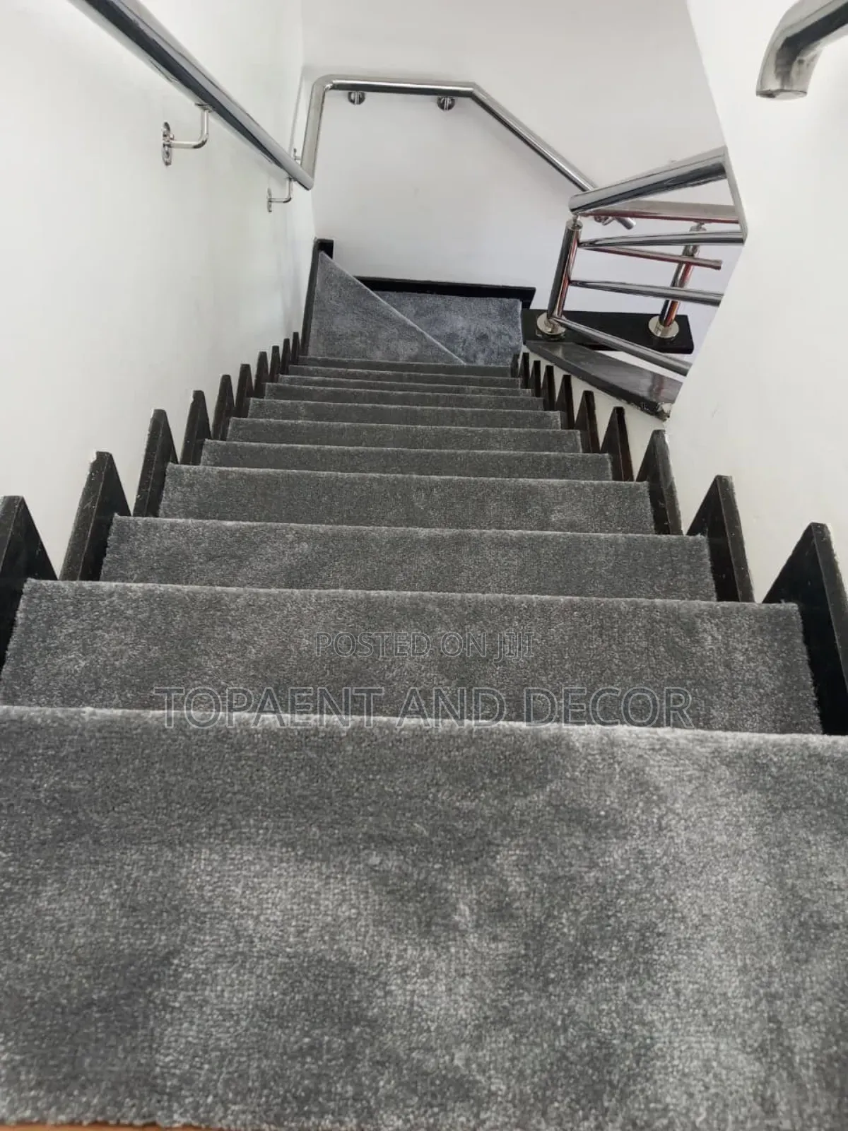 Minimise Stairs Slips With Elegant Wall to Wall Carpets