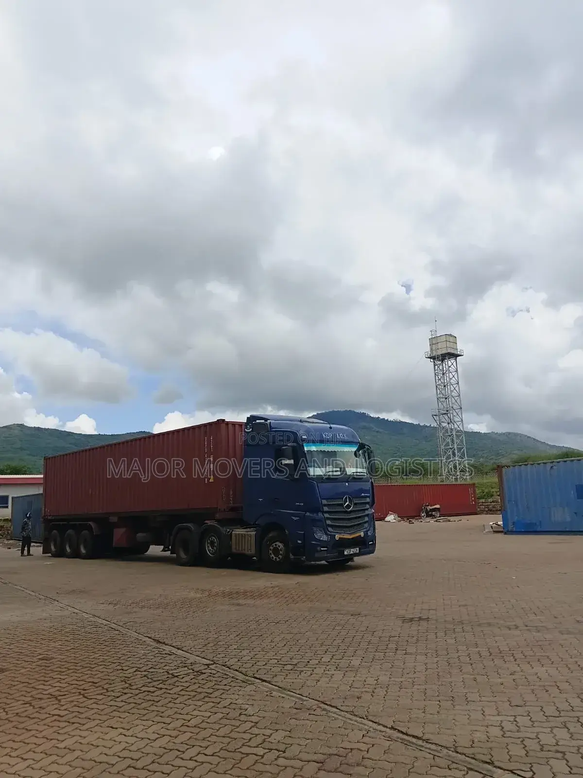 Trailers Are Available for Transportation Across the Borders