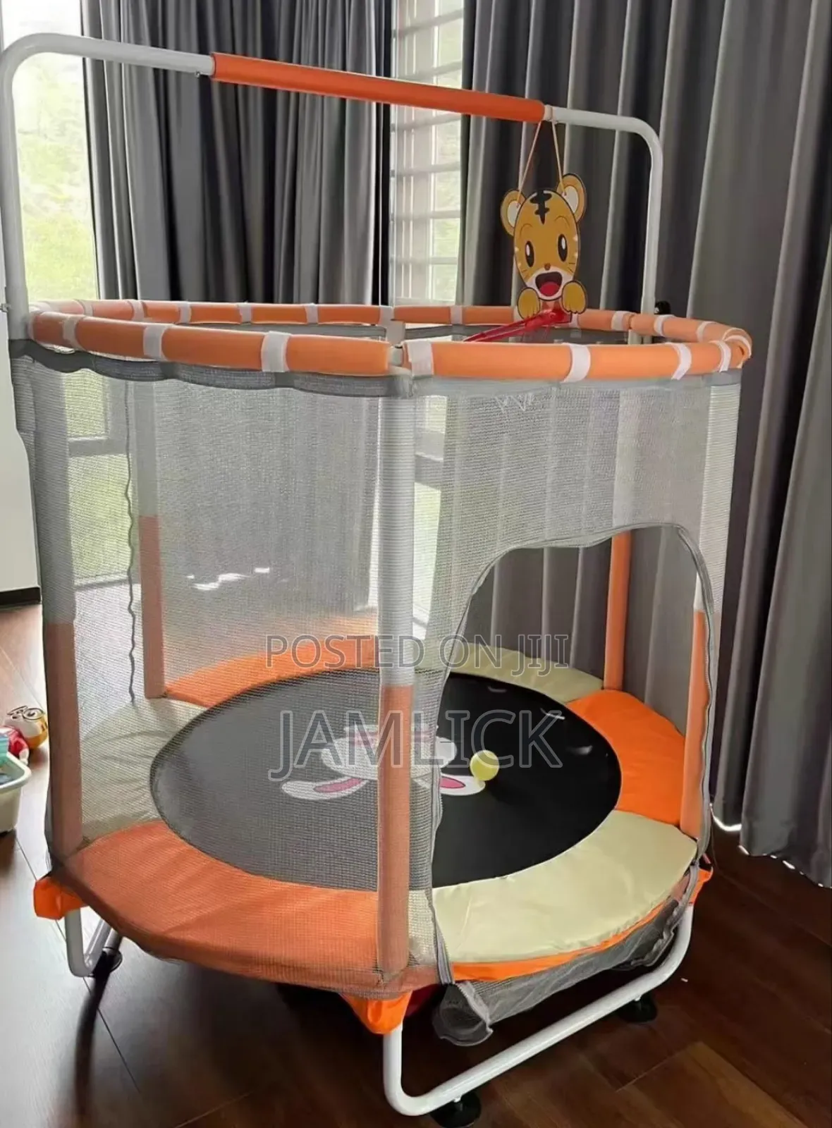 5ft Trampoline for Kids With Safety Enclosure - G
