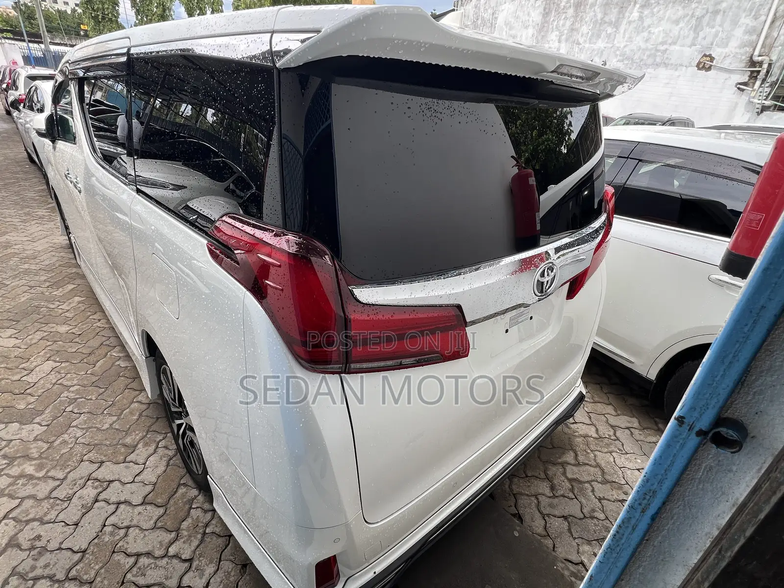 Toyota Alphard 2019 White