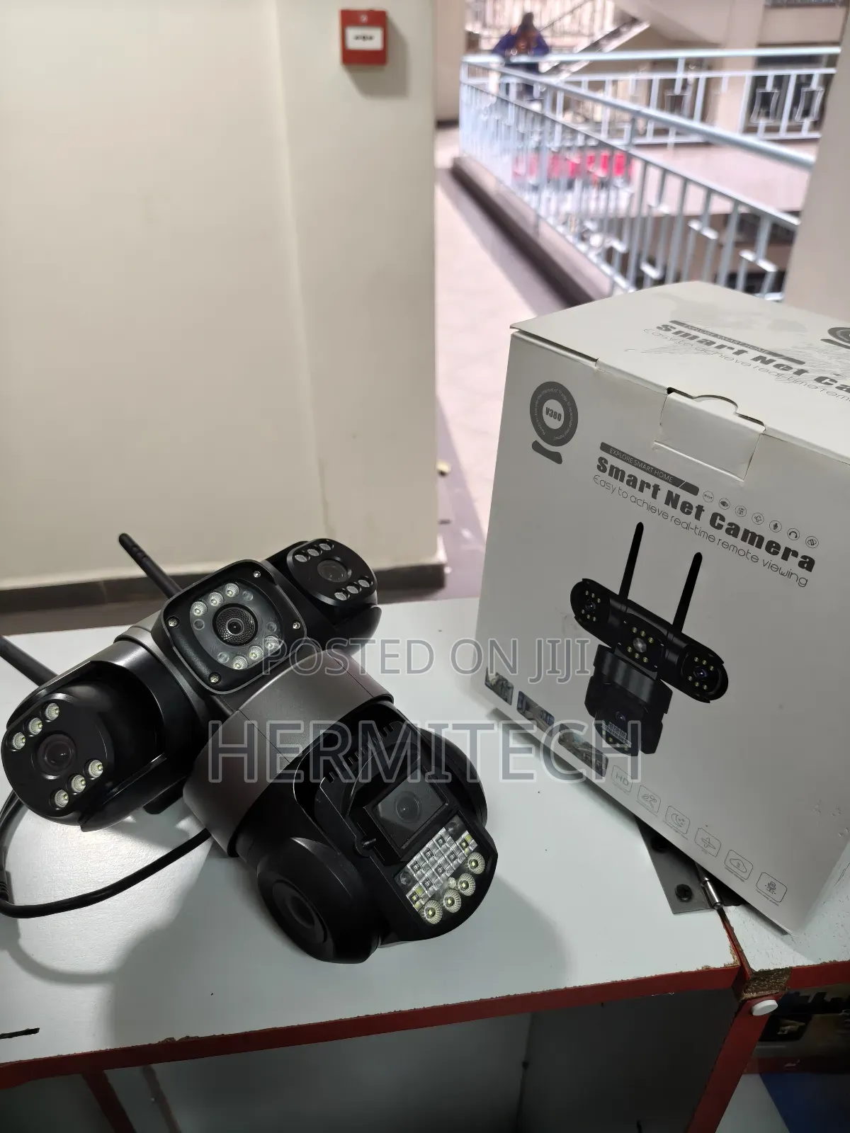 Intelligent Triple Lens 4g Electric CCTV Outdoor/Indoor CCTV