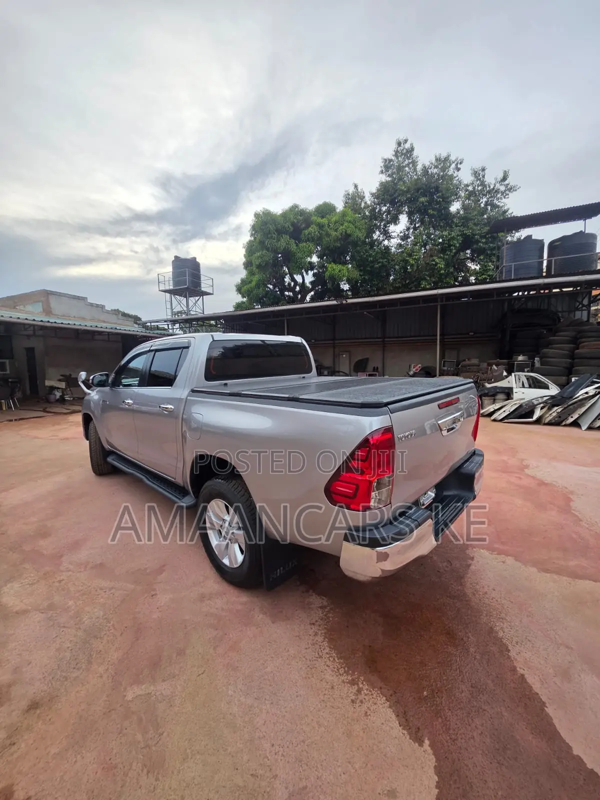 Toyota Hilux 2019 Silver
