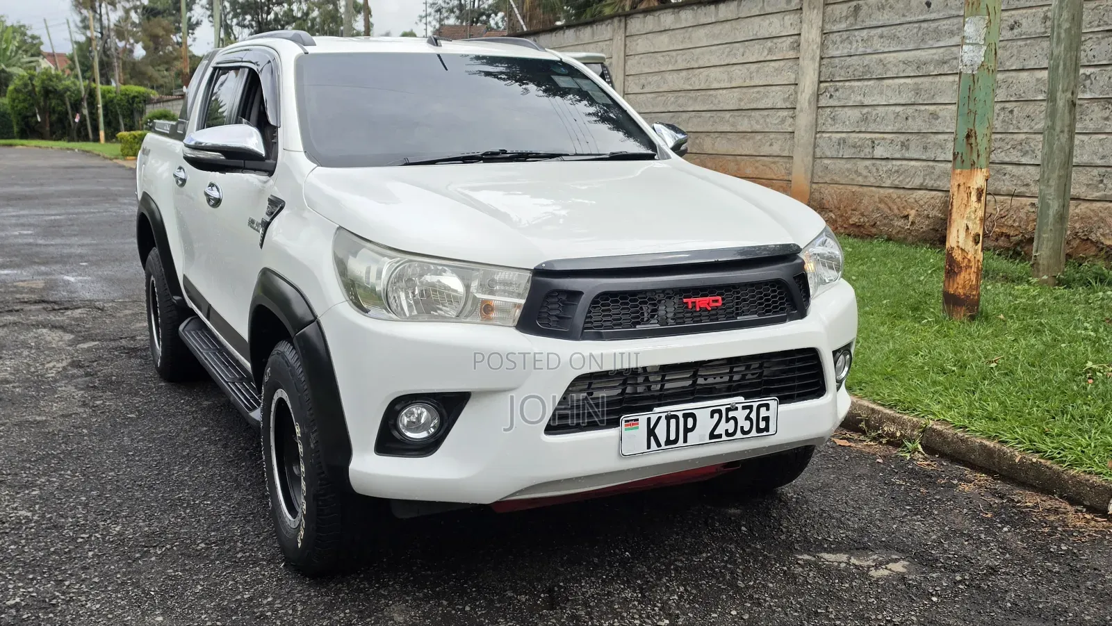 Toyota Hilux Revo Double Cab Deisel 2.8 RWD 2016 White