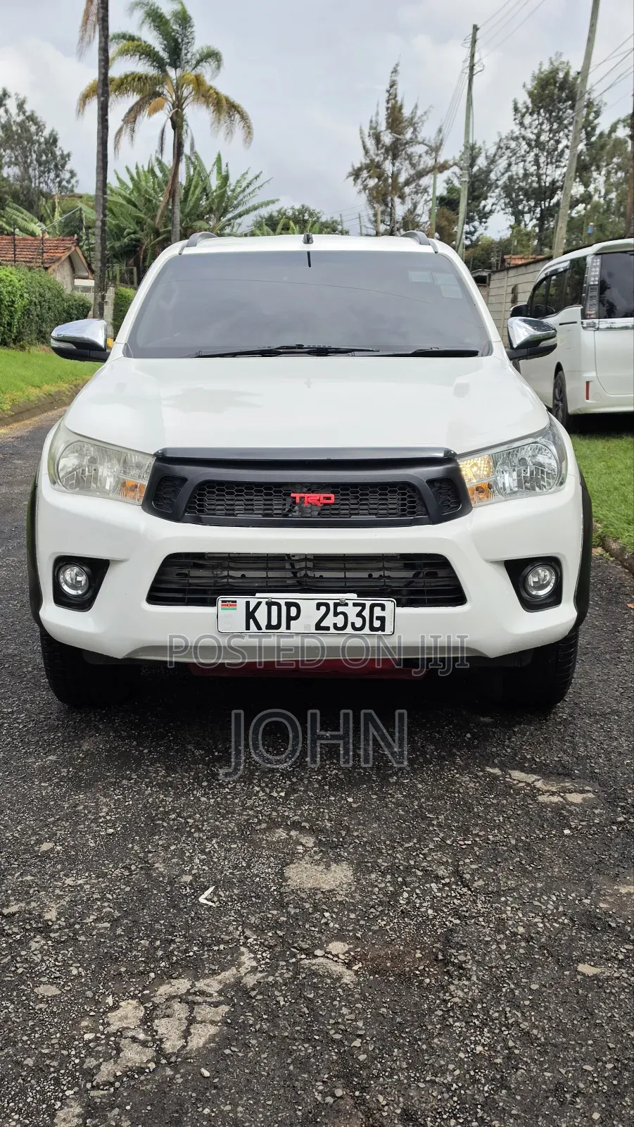 Toyota Hilux Revo Double Cab Deisel 2.8 RWD 2016 White