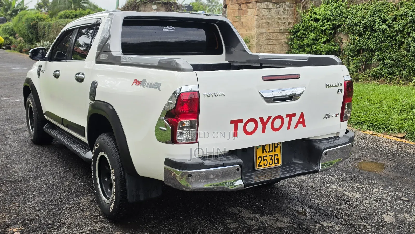 Toyota Hilux Revo Double Cab Deisel 2.8 RWD 2016 White