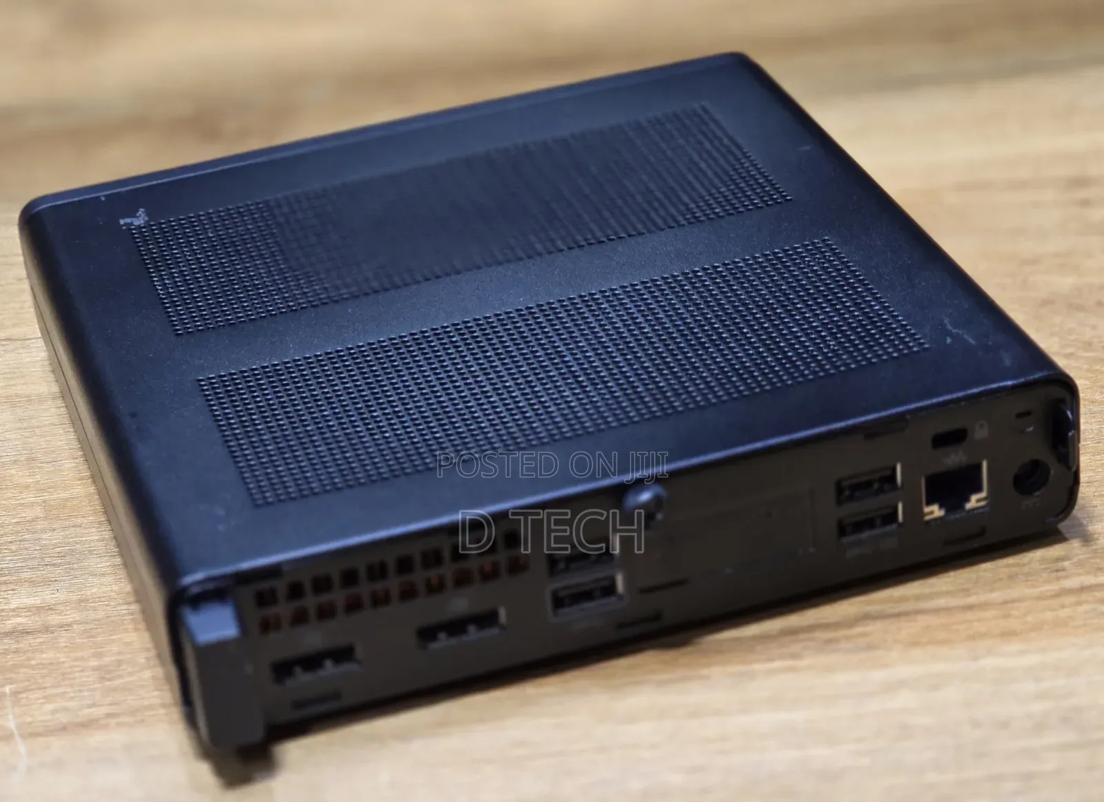 Desktop Computer HP EliteDesk 705 8GB AMD Ryzen 5 SSD 256GB