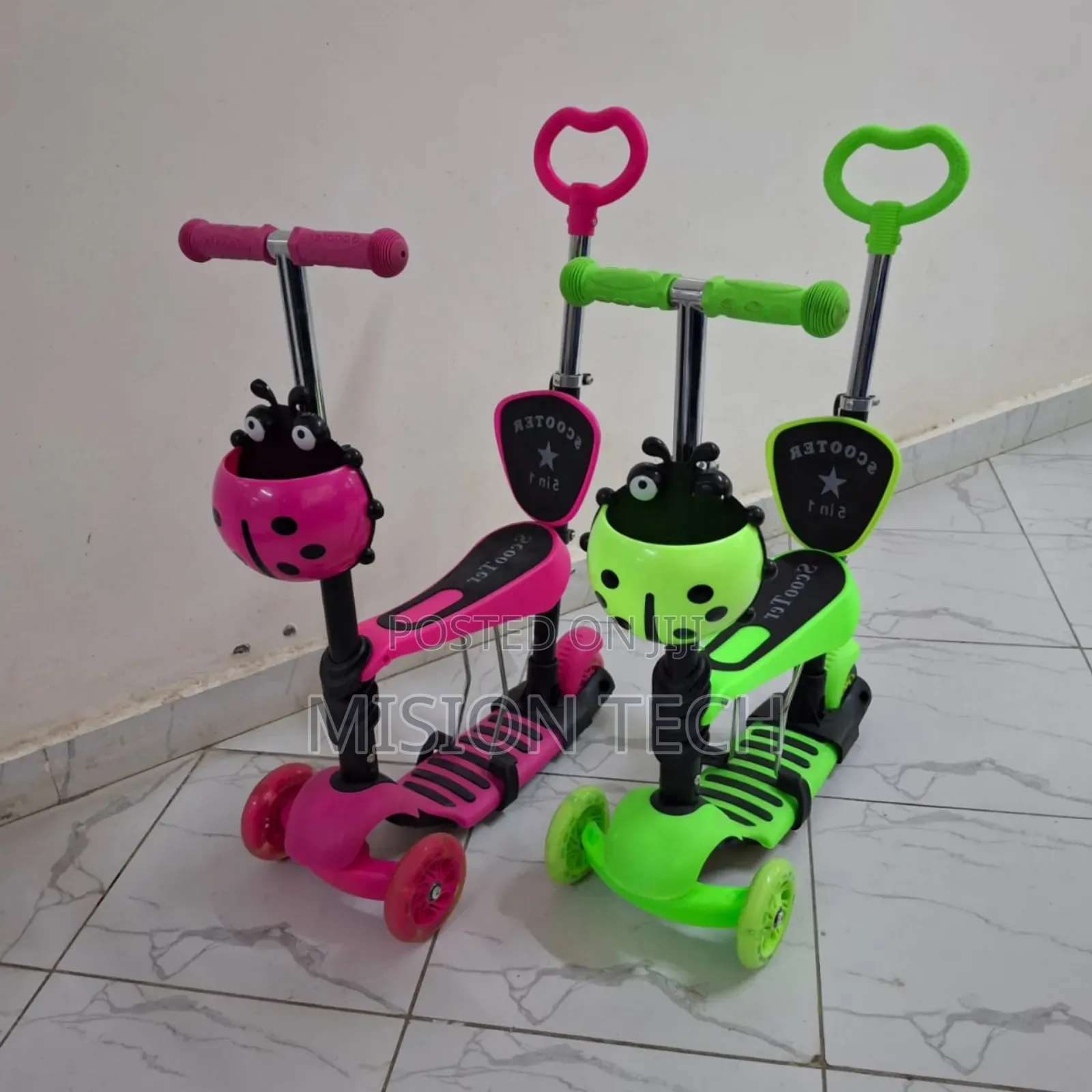 Scooter With Seat,Pushhandle and Adjustable Handle Height**
