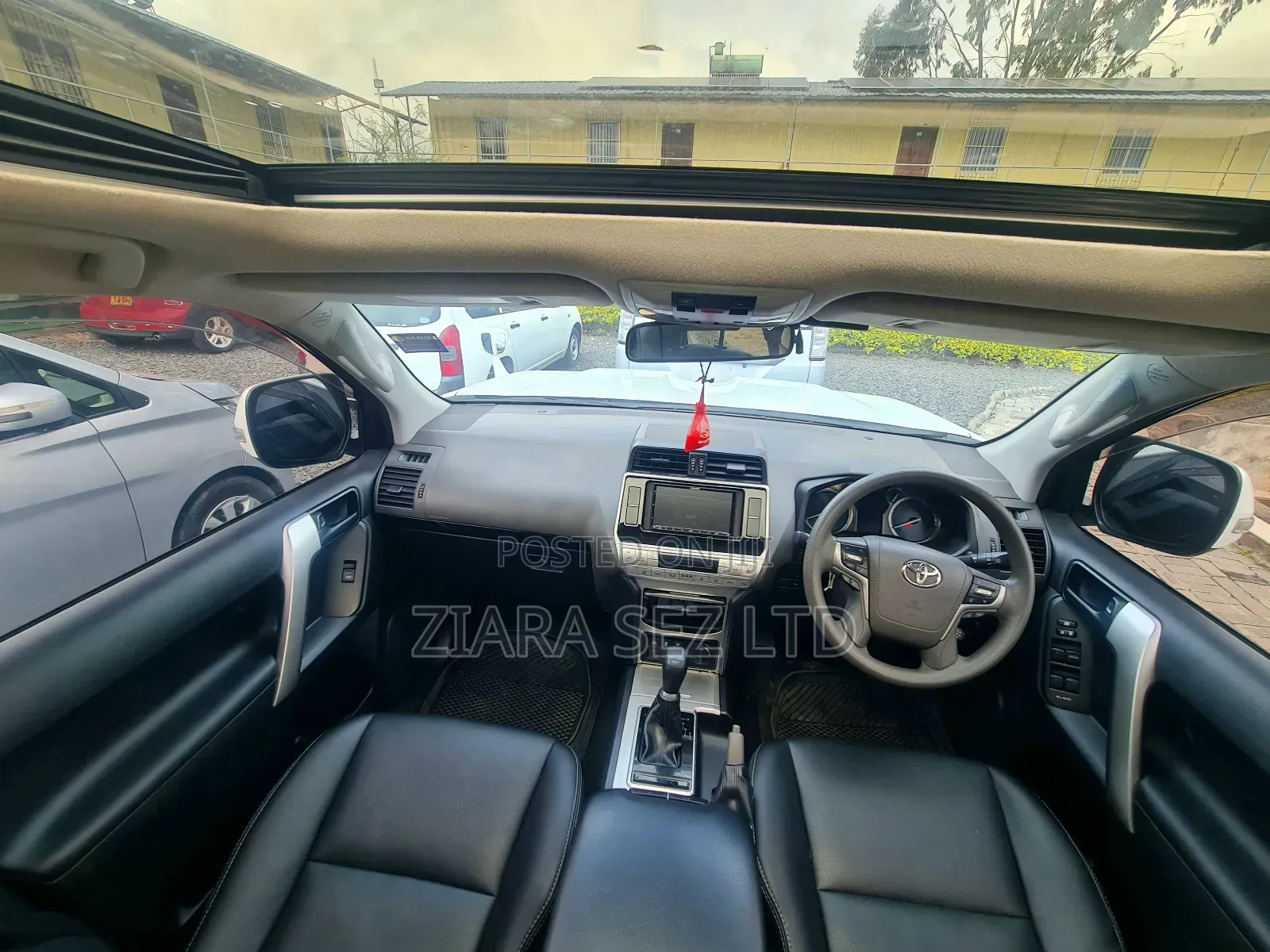 Toyota Land Cruiser Prado 2.8 2020 White