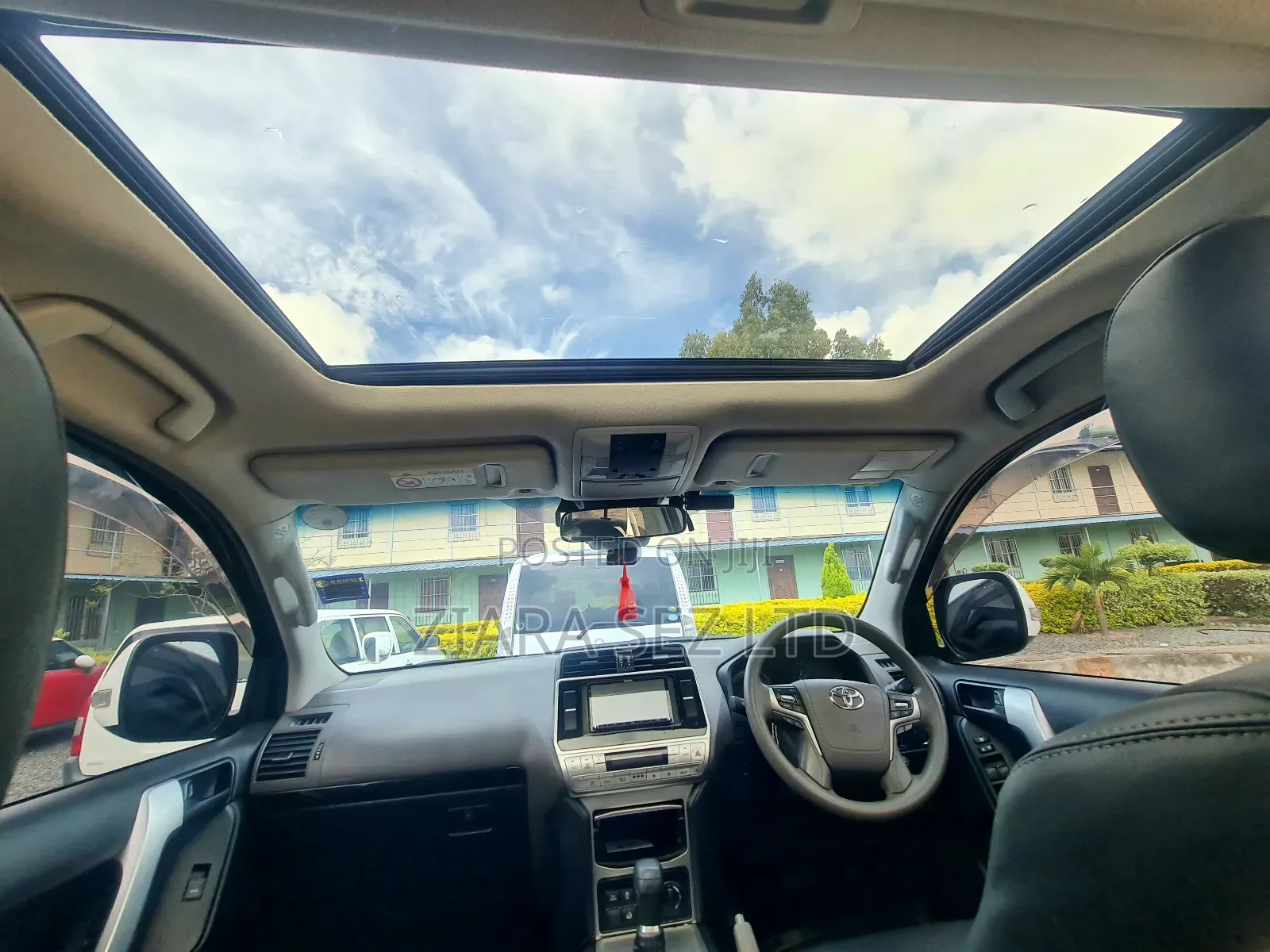 Toyota Land Cruiser Prado 2.8 2020 White