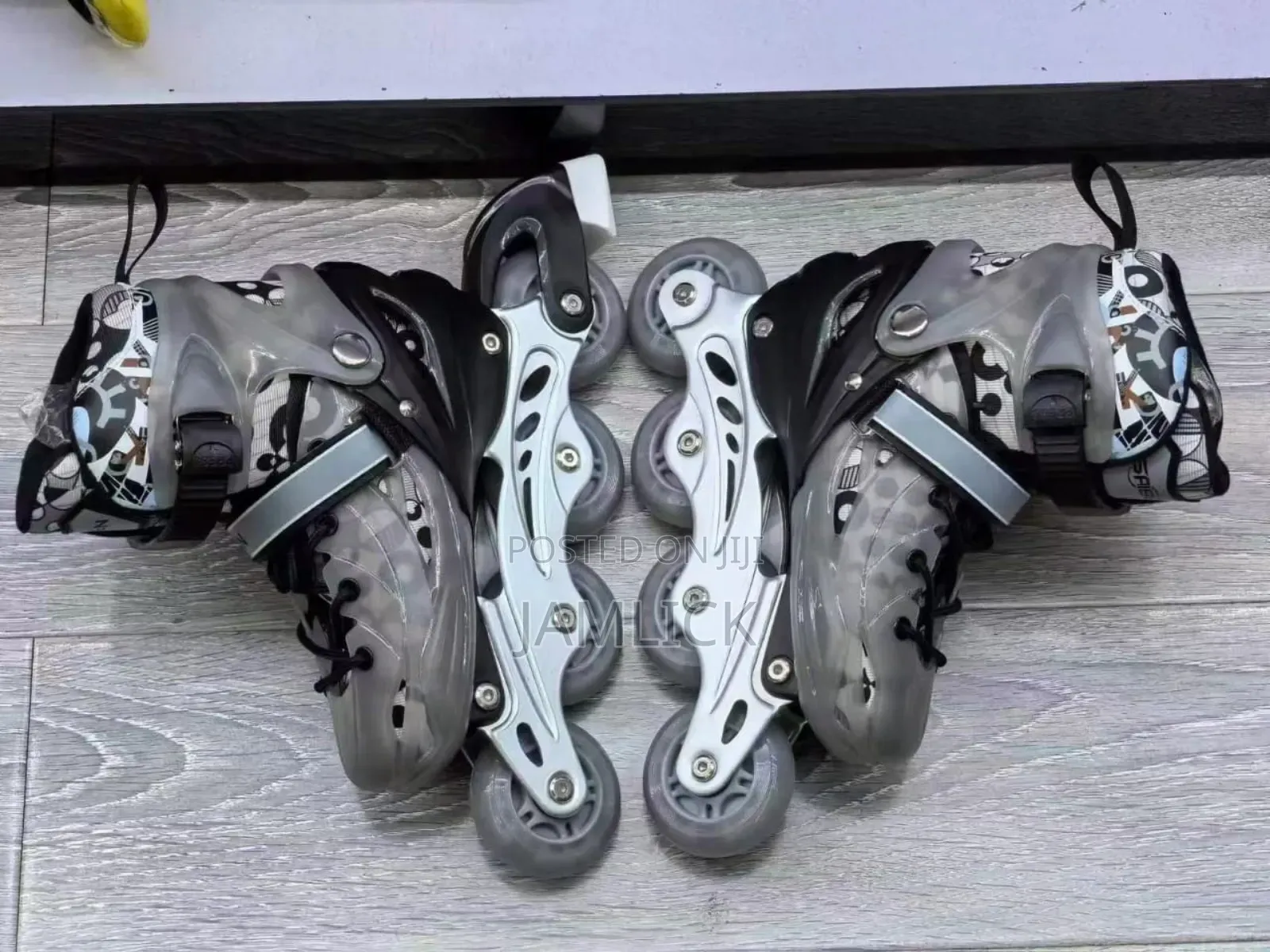 Rubber Wheels Skate Shoes –Gf
