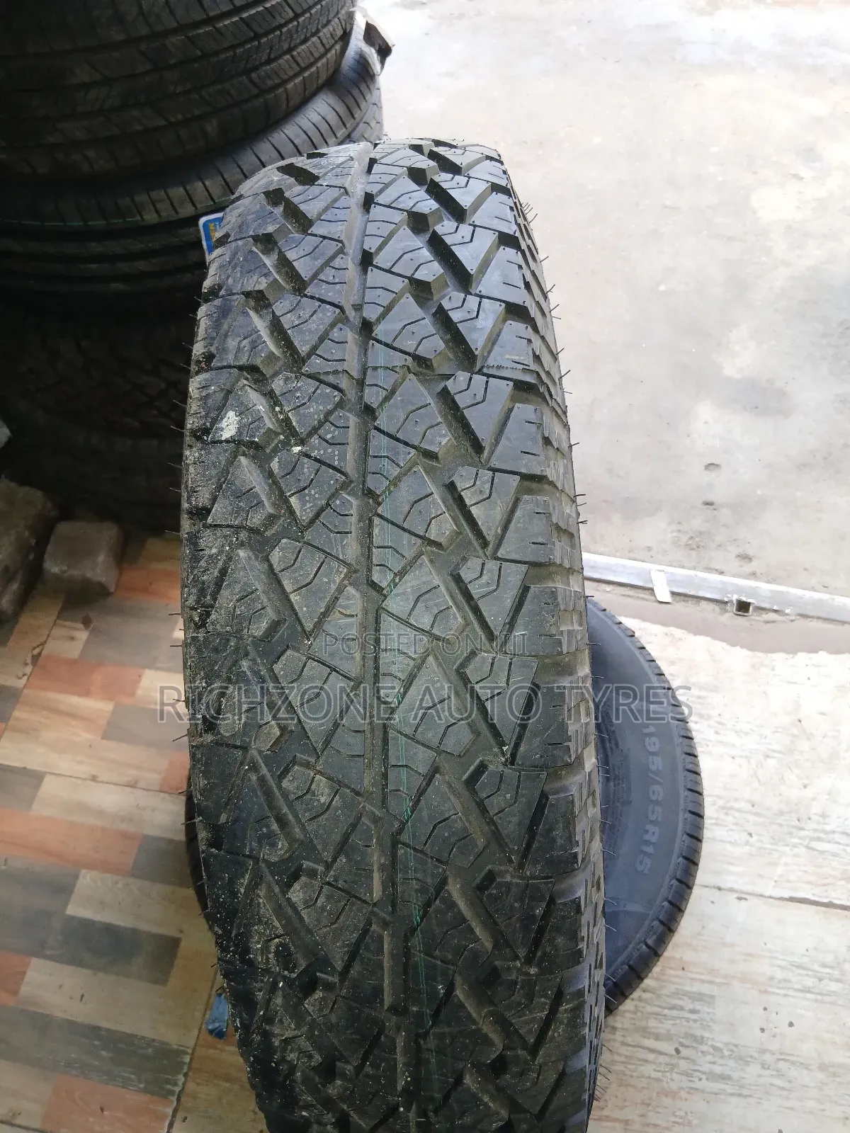 Petromax 235/85r16