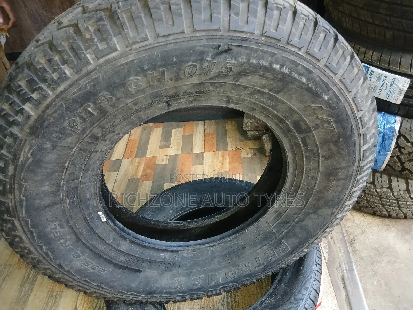Petromax 235/85r16