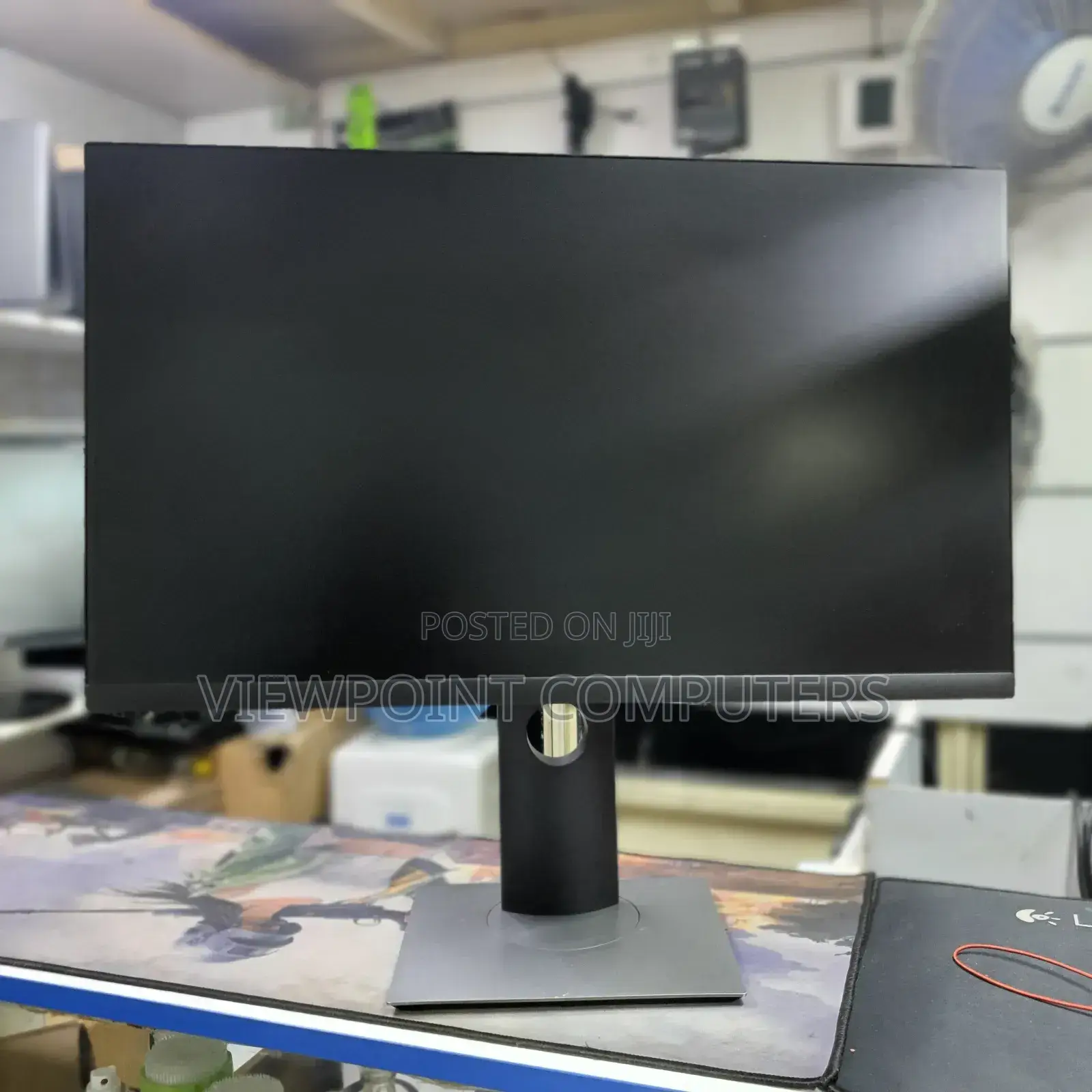 Dell 24 Inches Edge to Edge