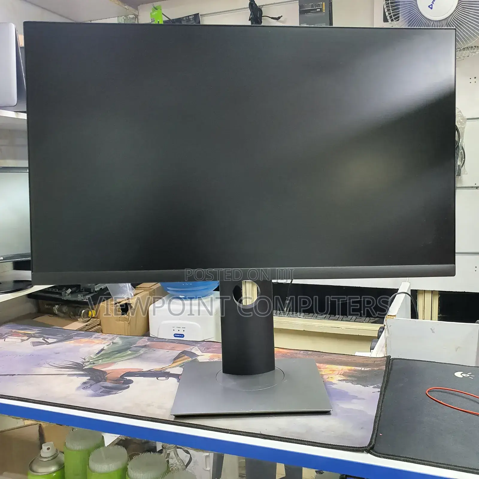 Dell 24 Inches Edge to Edge