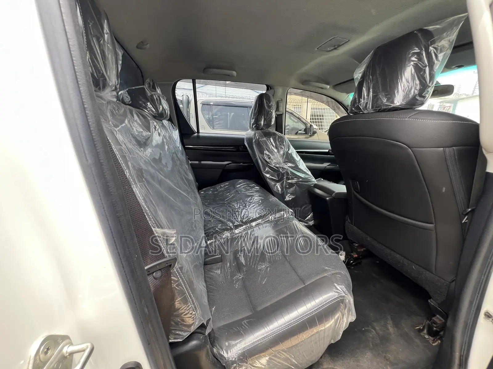 Toyota Hilux 2019 Off white
