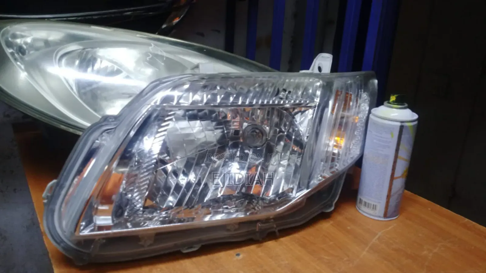 Axio 2010 Non Xenon Headlights