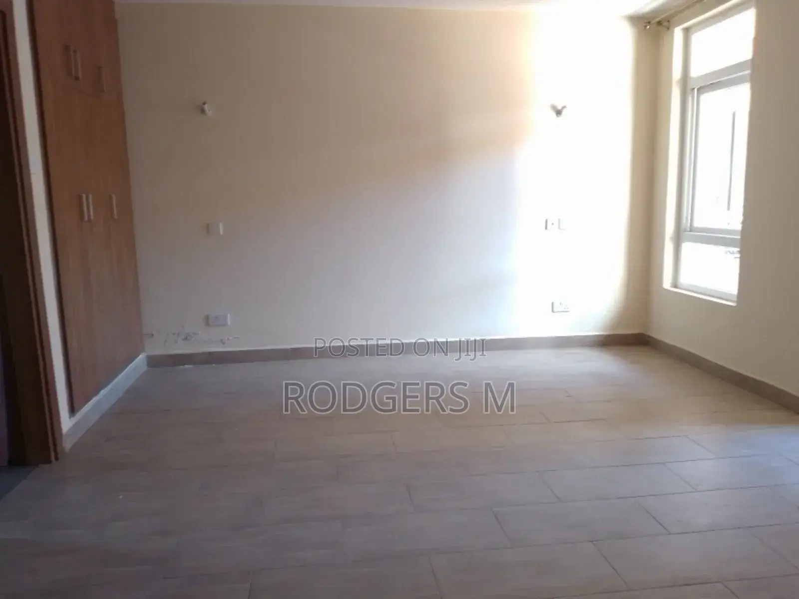 4bdrm Apartment in State House Area for rent