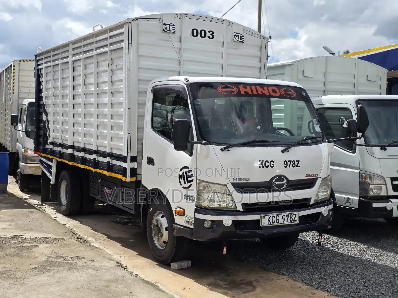 Hino Truck